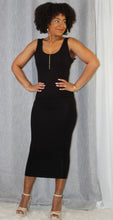 Load image into Gallery viewer, Scoop Neck Bodycon Dress (Black)