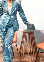 Load image into Gallery viewer, Floral Blazer and Pant Set
