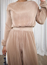 Load image into Gallery viewer, Pleated Top and Pant Set (Mocha)
