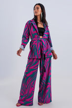 Load image into Gallery viewer, Animal Print Belted Blazer
