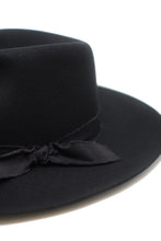 Load image into Gallery viewer, Peyton Panama Hat
