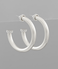 Load image into Gallery viewer, Crystal Ring Edge Hoops
