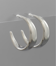 Load image into Gallery viewer, Tapered End Open Hoops
