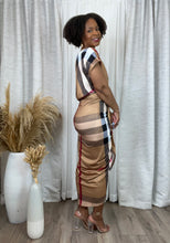 Load image into Gallery viewer, Print Off-Shoulder Ruched Dress
