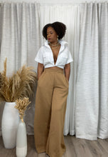 Load image into Gallery viewer, Short Sleeve Crop Top
