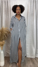 Load image into Gallery viewer, Striped Duster (Black)
