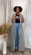 Load image into Gallery viewer, Striped Duster (Black)
